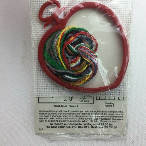 The New Berlin Counted Cross Stitch Complete Kits Bear I Love You Noel Christmas - Picture 10 of 11